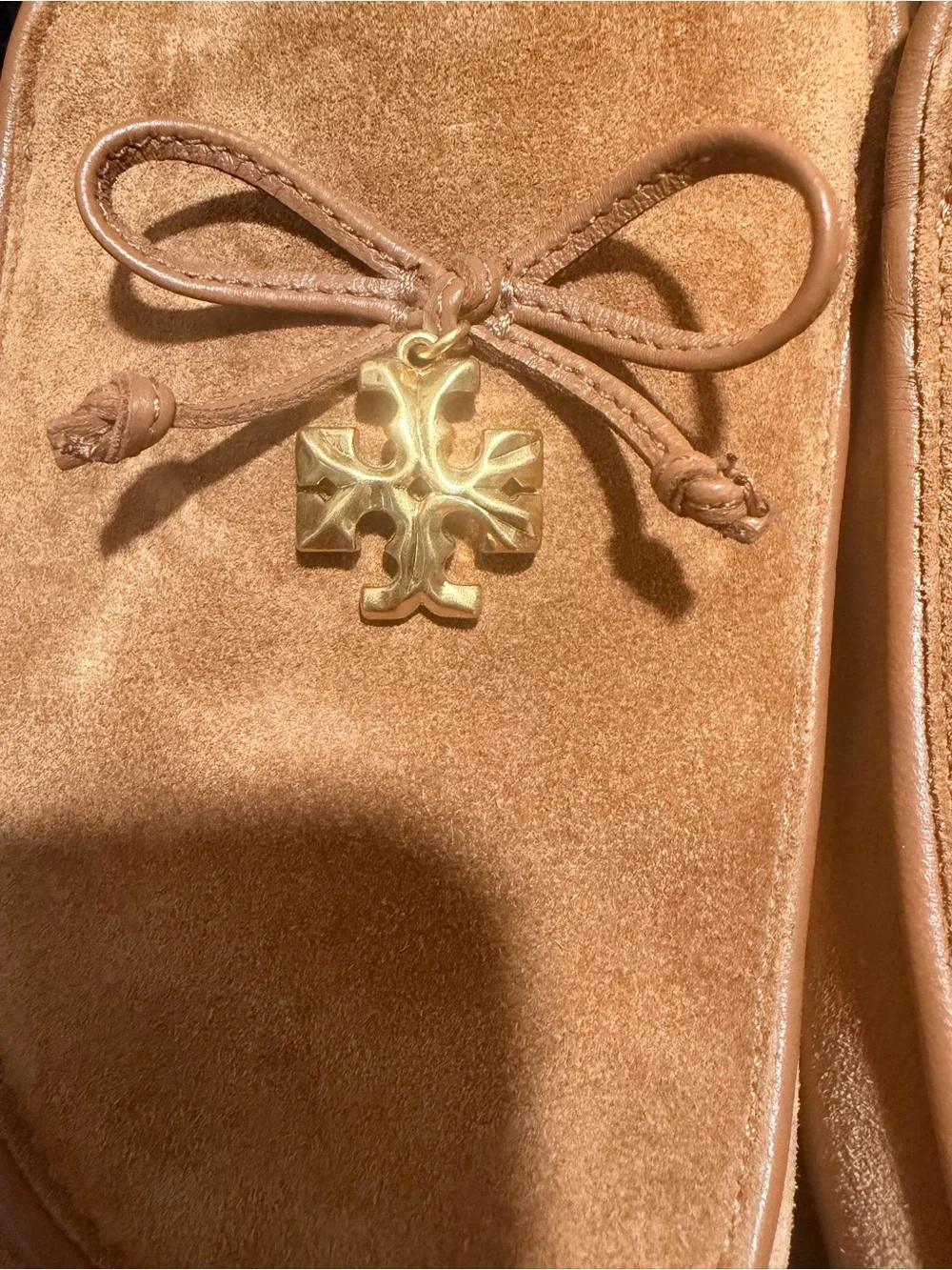 Tory Burch - leather slippers